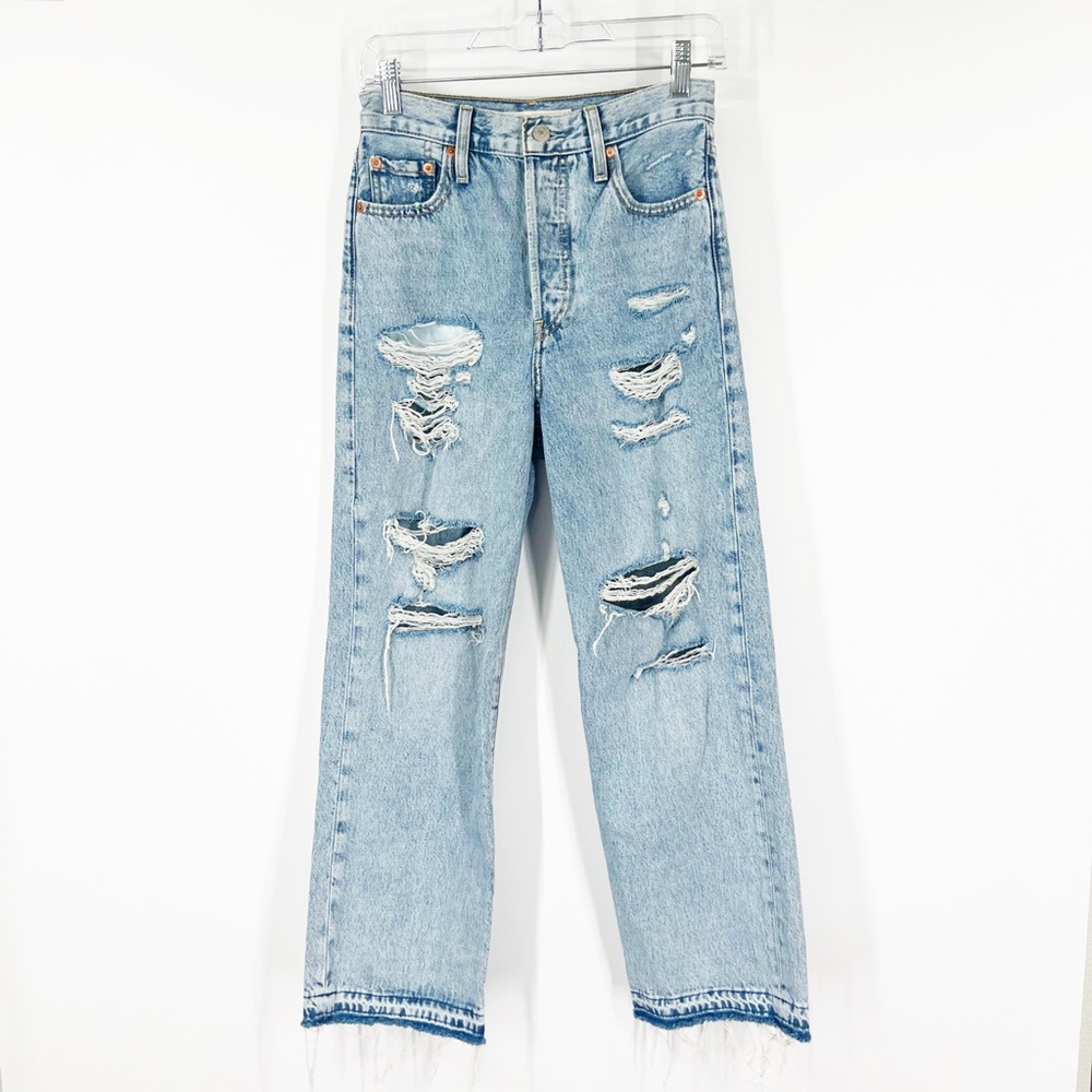 Levi’s Ribcage Straight Ankle Jeans Button Fly Distressed Raw Hem